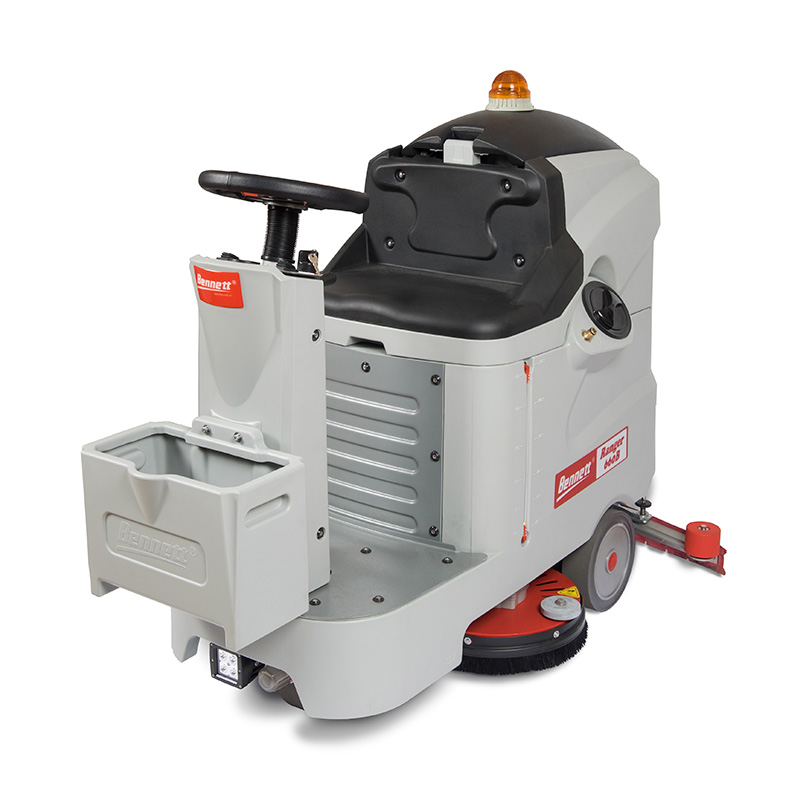 Поломоечная машина с местом оператора Bennett Ranger R660b (li-ion 24В / 150Ач)